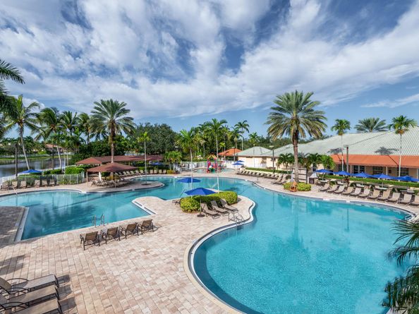 1366 Crossbill Court, Weston FL 33327