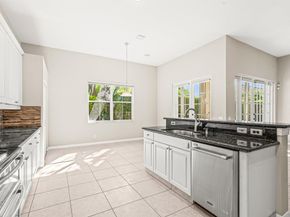 1366 Crossbill Court, Weston FL 33327