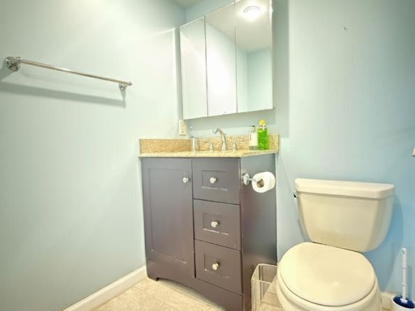 236 Kent N, West Palm Beach FL 33417