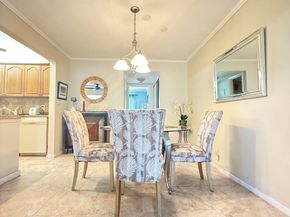 236 Kent N, West Palm Beach FL 33417