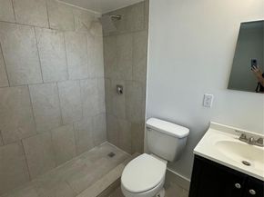 5162 NE 6th Ave 324, Oakland Park FL 33334