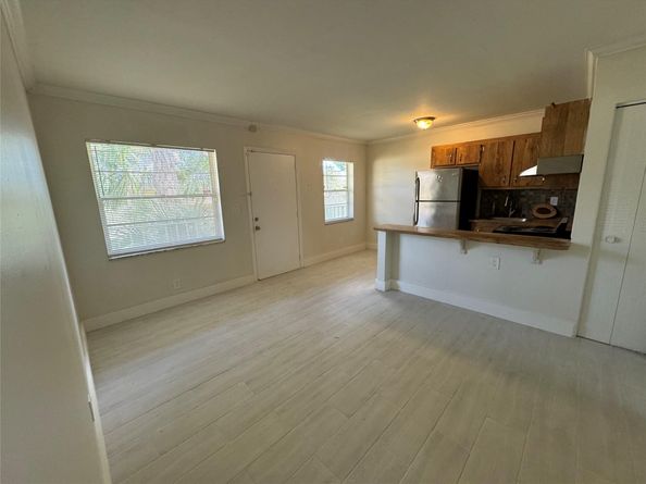 5162 NE 6th Ave 324, Oakland Park FL 33334