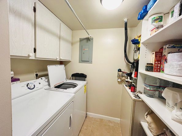 301 Knotty Pine Circle B1, Greenacres FL 33463