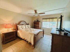 301 Knotty Pine Circle B1, Greenacres FL 33463