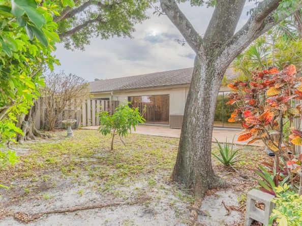 520 Deer Creek Wildwood Lane E, Deerfield Beach FL 33442