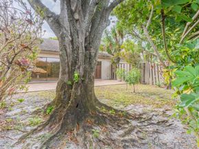 520 Deer Creek Wildwood Lane E, Deerfield Beach FL 33442