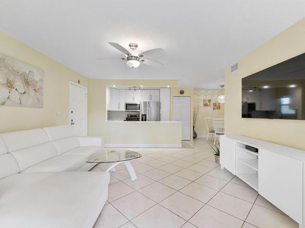 1100 NW 13th Street 192 D, Boca Raton FL 33486