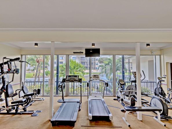 11811 Avenue Of The Pga 22c, Palm Beach Gardens FL 33418