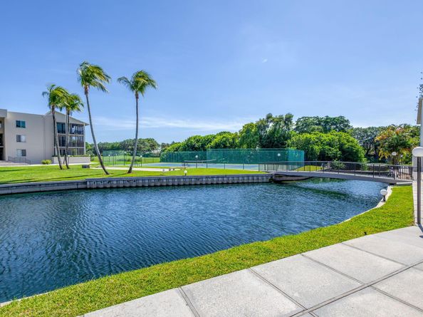 11811 Avenue Of The Pga 22c, Palm Beach Gardens FL 33418