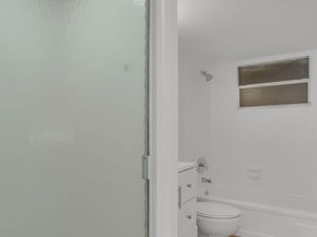 103 Royal Park Drive 1d, Oakland Park FL 33309