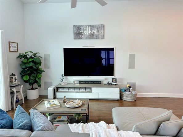 18728 NW 24th Ct, Pembroke Pines FL 33029