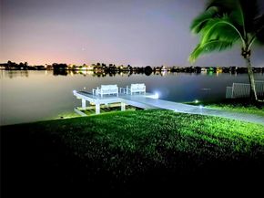 18728 NW 24th Ct, Pembroke Pines FL 33029