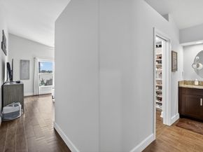 18728 NW 24th Ct, Pembroke Pines FL 33029