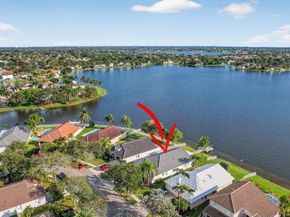 18728 NW 24th Ct, Pembroke Pines FL 33029