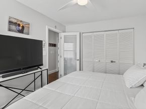 18728 NW 24th Ct, Pembroke Pines FL 33029