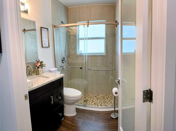 18728 NW 24th Ct, Pembroke Pines FL 33029