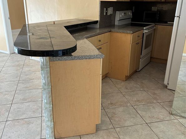 3040 NE 16th Avenue A210, Oakland Park FL 33334