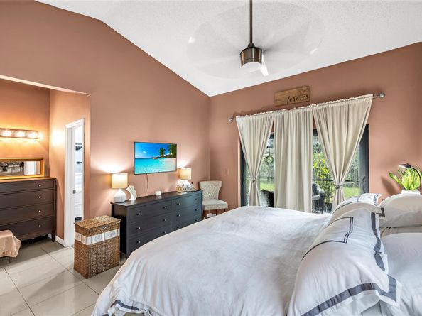 10940 Cypress Run Cir, Coral Springs FL 33071