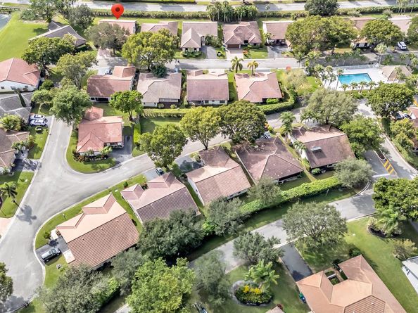 10940 Cypress Run Cir, Coral Springs FL 33071