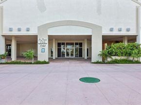 7330 Ocean Terrace LPHC, Miami Beach FL 33141