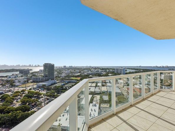 7330 Ocean Terrace LPHC, Miami Beach FL 33141