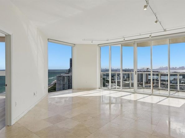 7330 Ocean Terrace LPHC, Miami Beach FL 33141