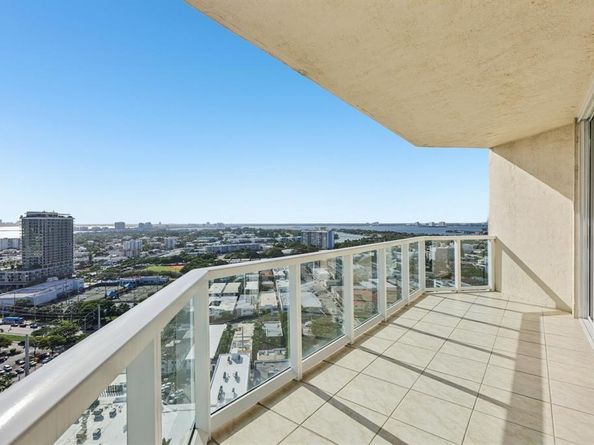 7330 Ocean Terrace LPHC, Miami Beach FL 33141
