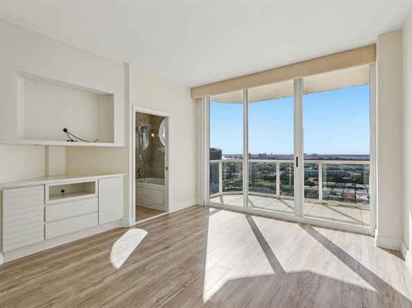 7330 Ocean Terrace LPHC, Miami Beach FL 33141