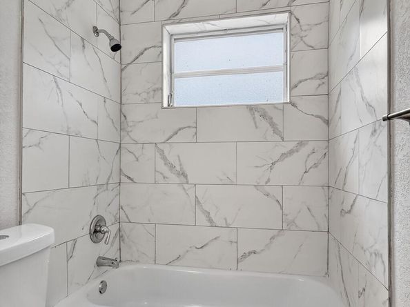 760 SW 64th Way, Pembroke Pines FL 33023