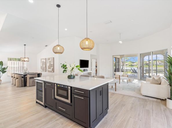 124 Eagleton Lane, Palm Beach Gardens FL 33418