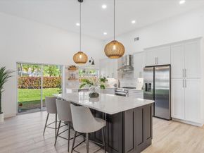 124 Eagleton Lane, Palm Beach Gardens FL 33418