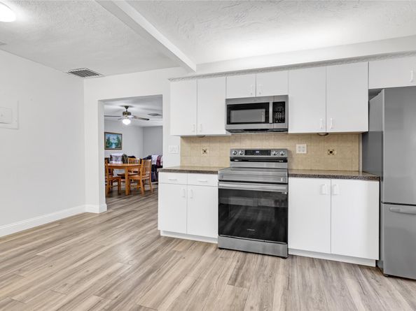 1939 Arthur St, Hollywood FL 33020