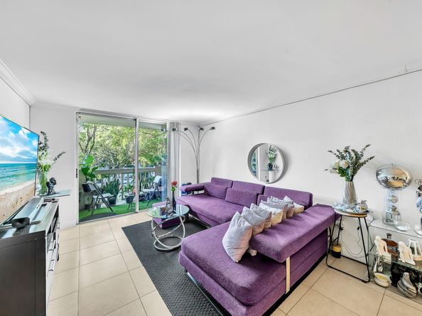 1800 Sans Souci Blvd 304, North Miami FL 33181