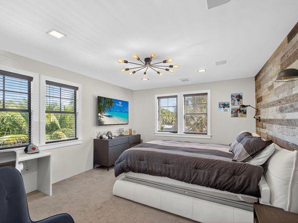 535 36th Street, West Palm Beach FL 33407