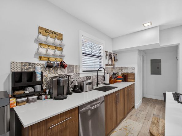 535 36th Street, West Palm Beach FL 33407