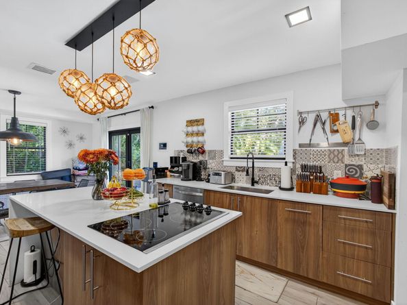 535 36th Street, West Palm Beach FL 33407