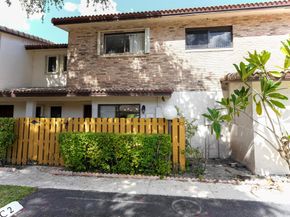 12461 NW 3rd Street C3, Plantation FL 33325