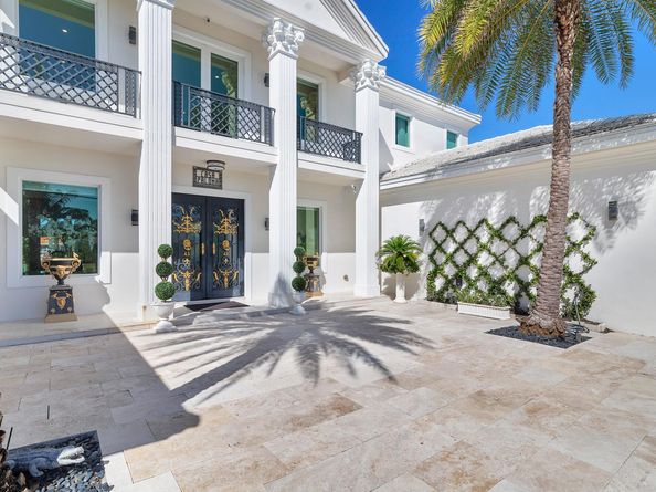 7923 Pine Tree Lane, Lake Clarke Shores FL 33406