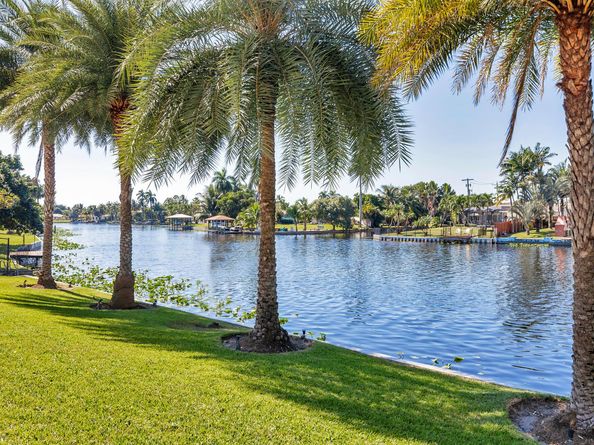 7923 Pine Tree Lane, Lake Clarke Shores FL 33406