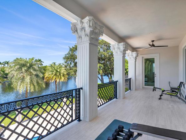 7923 Pine Tree Lane, Lake Clarke Shores FL 33406