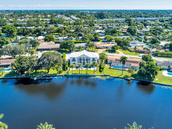 7923 Pine Tree Lane, Lake Clarke Shores FL 33406