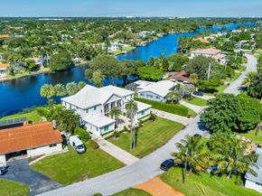 7923 Pine Tree Lane, Lake Clarke Shores FL 33406