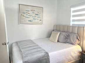 7120 SW 21 St, Miami FL 33155