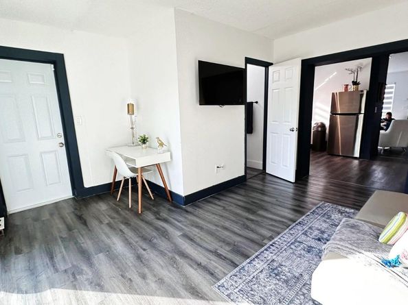 7120 SW 21 St, Miami FL 33155