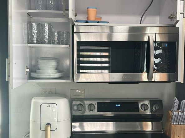 7120 SW 21 St, Miami FL 33155