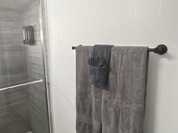 7120 SW 21 St, Miami FL 33155