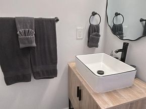 7120 SW 21 St, Miami FL 33155