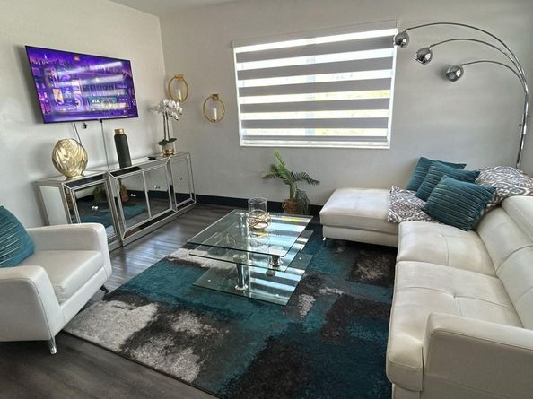 7120 SW 21 St, Miami FL 33155