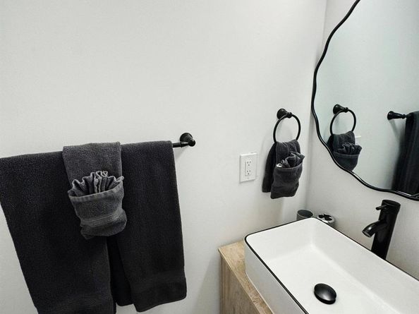 7120 SW 21 St, Miami FL 33155