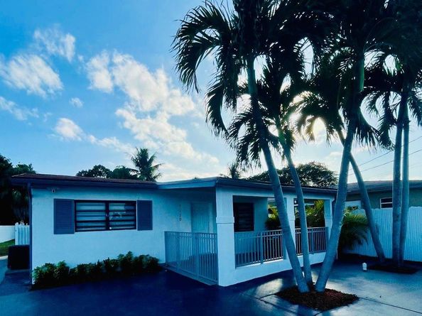 7120 SW 21 St, Miami FL 33155